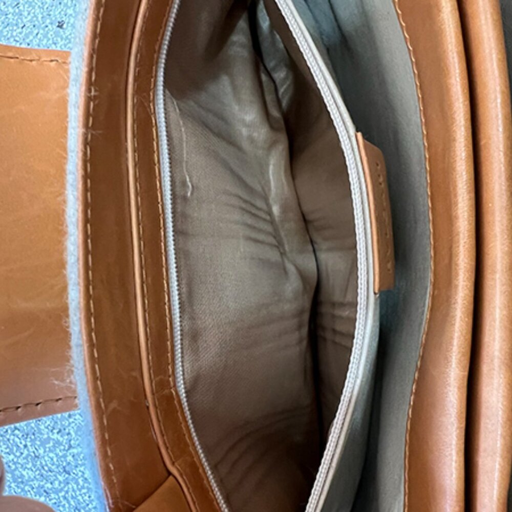 Authentic Bvlgari Grey Wool Shoulder Satchel Handbag - Picture 10 of 15